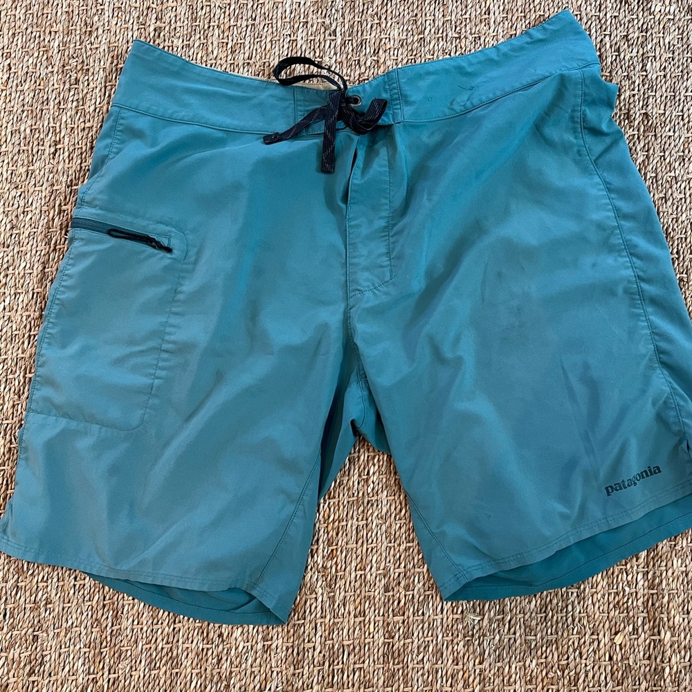 Patagonia Board Shorts - Sz 35